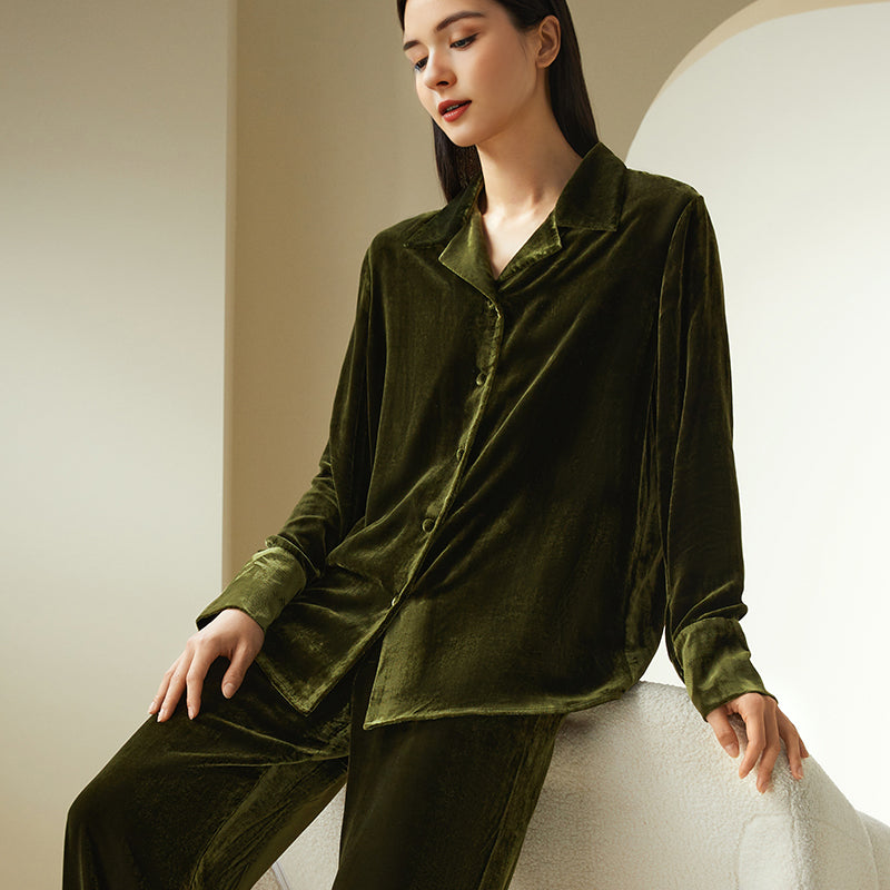 Suede Silk Long Sleeve Pajamas Set