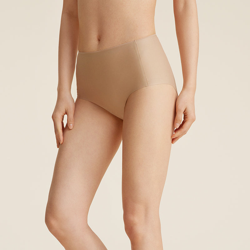 
                  
                    Mid Waist Silk Seamless Underwear
                  
                