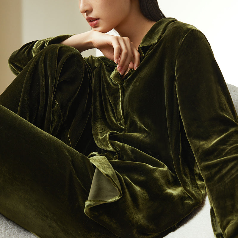 Suede Silk Long Sleeve Pajamas Set