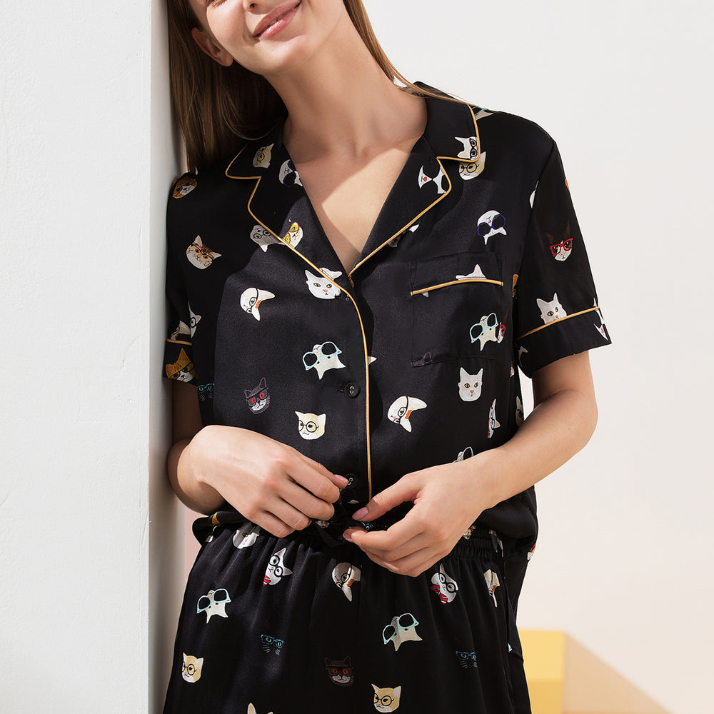 
                  
                    Fun Print and Contrast Silk Short Pajama Set
                  
                